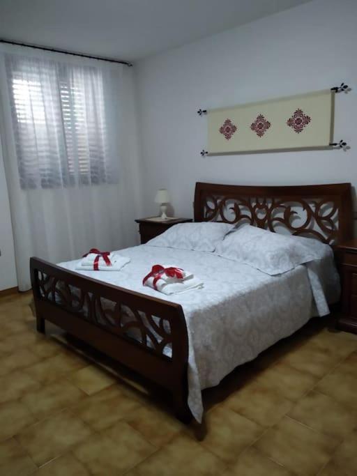 Gollai House Apartment Orosei Exterior photo